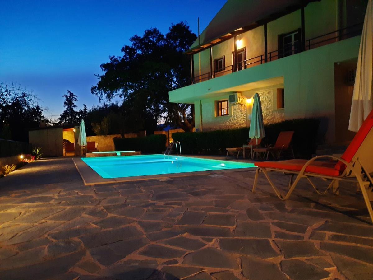 Villa Maragoudi Arménoi Exterior photo